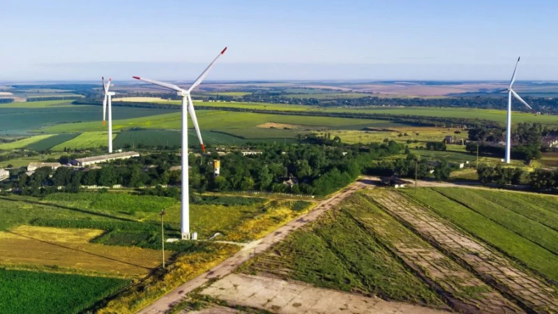 PAN: Lądowa energetyka wiatrowa odpowiedzią na kryzys gospodarczy i klimatyczny